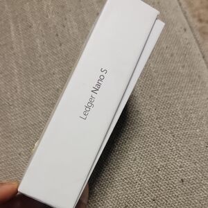 Ledger Nano S Hardware Wallet - White Box